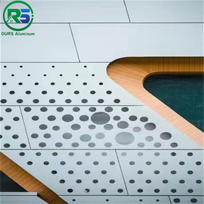 Panel dinding aluminium 0.6-3.5mm Ketebalan dalam anggur merah untuk perlindungan serbaguna dan ketinggian penglihatan yang dapat disesuaikan
