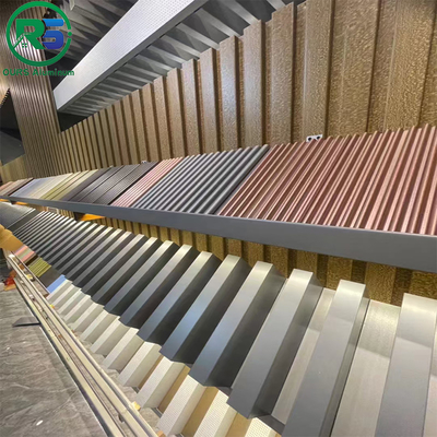 Panel dinding aluminium 0.6-3.5mm Ketebalan dalam anggur merah untuk perlindungan serbaguna dan ketinggian penglihatan yang dapat disesuaikan